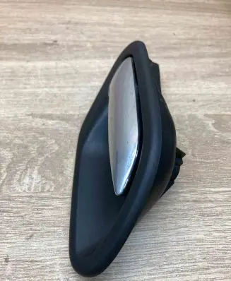 BMW 5 E39 Rear door interior handle 8226050