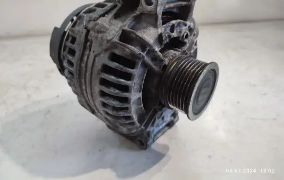 Audi A3 S3 8P Generator/alternator 06B903016AB