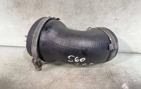 Volvo S60 Intercooler hose/pipe 31293929