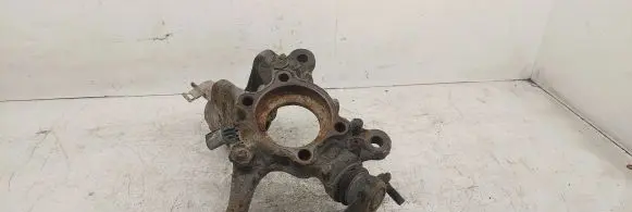 Seat Toledo III (5P) Front wheel hub spindle knuckle