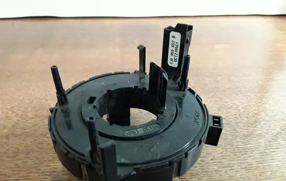 Audi A3 S3 8L Airbag slip ring squib (SRS ring) 1J0959653B