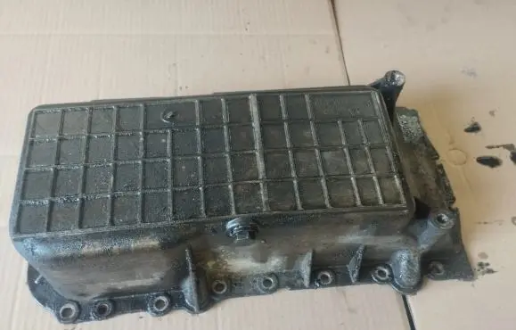 Chrysler Pacifica Oil sump 04792661AC