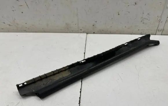Fender end trim