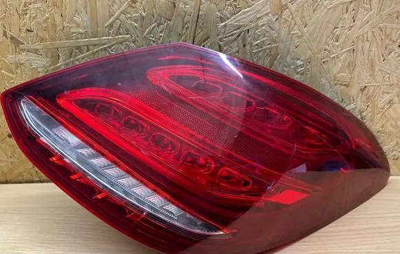 Mercedes-Benz C W205 Rear/tail lights A2059061457 619504 YAP2437214