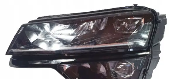 Skoda Karoq Headlight/headlamp 57B941015B