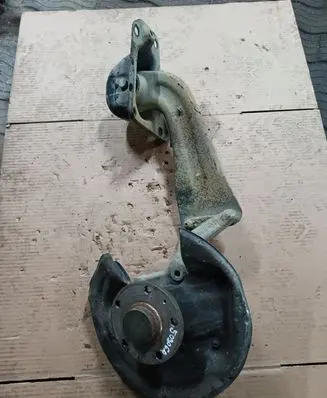 Skoda Yeti (5L) Rear wheel hub NOCODE