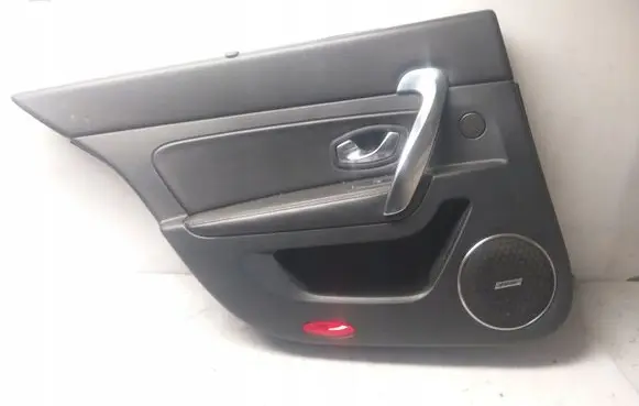 Renault Latitude (L70) Rear door card panel trim 829A13069R