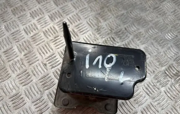 Hyundai i10 Rear shock/impact absorber stay/bar