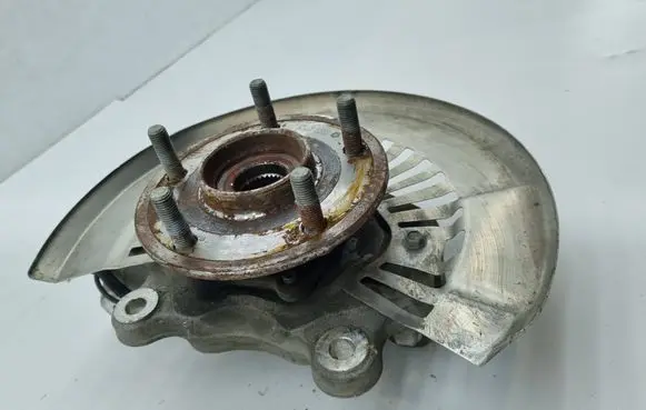 Chrysler Pacifica Front wheel hub 68189019AE
