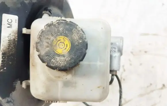 Master brake cylinder