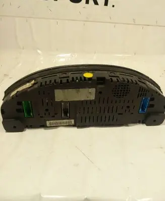 Volkswagen PASSAT B5 Speedometer (instrument cluster) 88311285