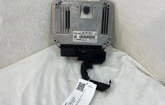 Volkswagen Golf VIII Engine control unit/module 05E907309D