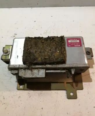 Volkswagen Transporter - Caravelle T4 Engine control unit/module 701907379A 0265100071