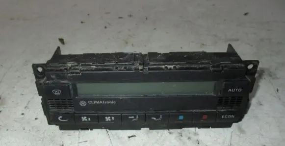 Volkswagen Golf IV Climate control unit