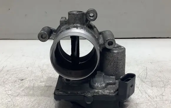 Audi A4 S4 B8 8K Engine shut-off valve 03L128063E A2C53338105