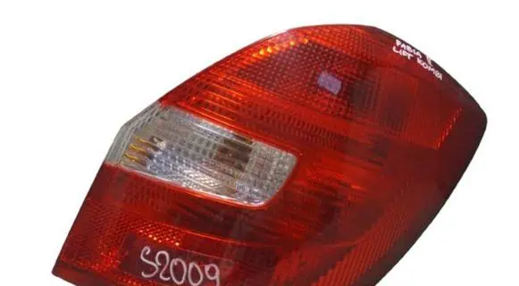 Skoda Fabia Mk1 (6Y) Rear/tail lights 5J6945112A