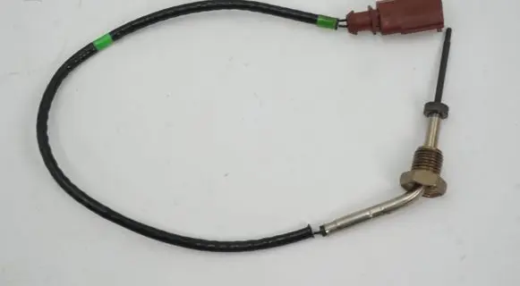 Skoda Fabia Mk1 (6Y) Exhaust gas temperature sensor 04L906088CH