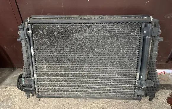 Volkswagen Golf VI Radiator set 1K0121205AD 1K0121251AB 1K0820411R