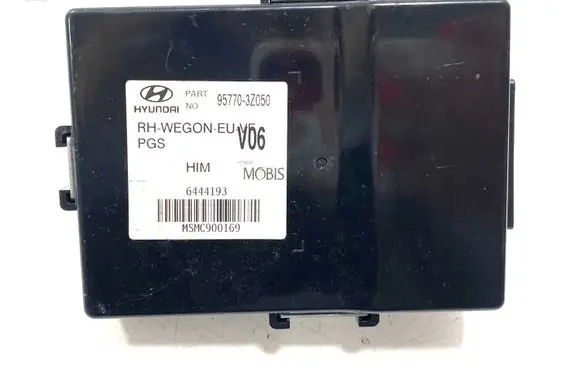Hyundai i40 Parking PDC control unit/module 957703Z050 6444193