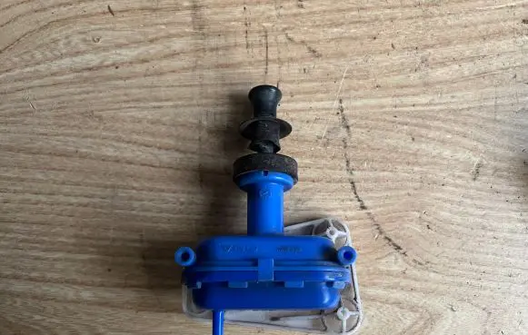 Audi 80 90 B3 Central locking motor 893862123
