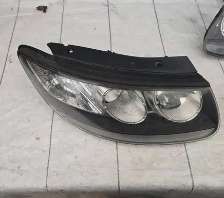 Hyundai Santa Fe Headlight/headlamp 921022bxxx