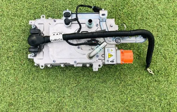 Ford Kuga III Hybrid / electric car battery LX6814G646BF 14G646