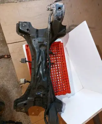 Volkswagen Sharan Front subframe