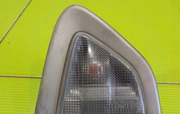 Chevrolet Captiva Front indicator light PRZOD 10AB21 067B2AAE7F2B401196