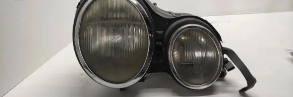 Mercedes-Benz E AMG W210 Headlight/headlamp E1227