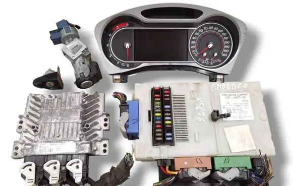 Ford Mondeo MK IV Engine ECU kit and lock set 8M2T10849WA 8G9112A650GC