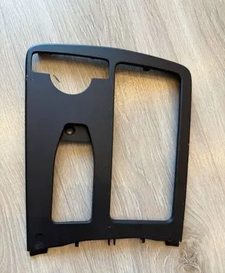 Mercedes-Benz E W212 Center console decorative trim A2046800107 81563018 0005033012