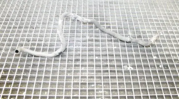 Jaguar F-Pace Engine coolant pipe/hose