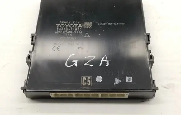 Toyota C-HR I Keyless (KESSY) go control unit/module 89990F4050