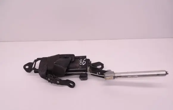 Volvo XC70 Front seatbelt 6841791 D86