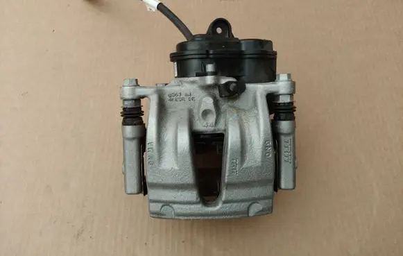 Audi e-tron Rear brake caliper 4KE405R