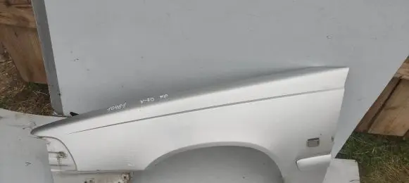 Volvo V70 Fender