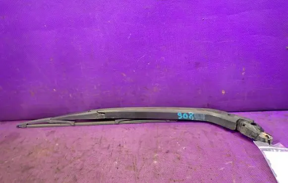Toyota Corolla E120 E130 Rear wiper blade arm 