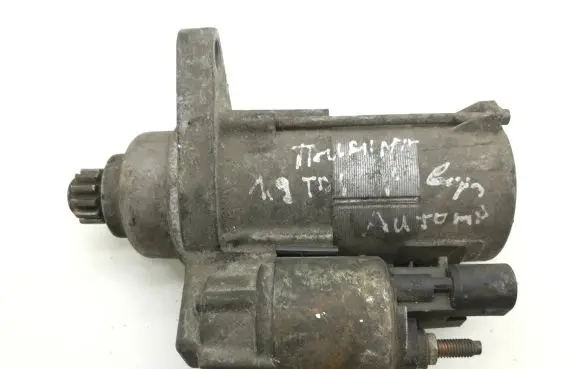 Volkswagen Touran I Starter motor 0AM911023D