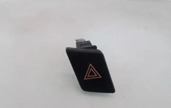 Toyota Yaris Hazard light switch