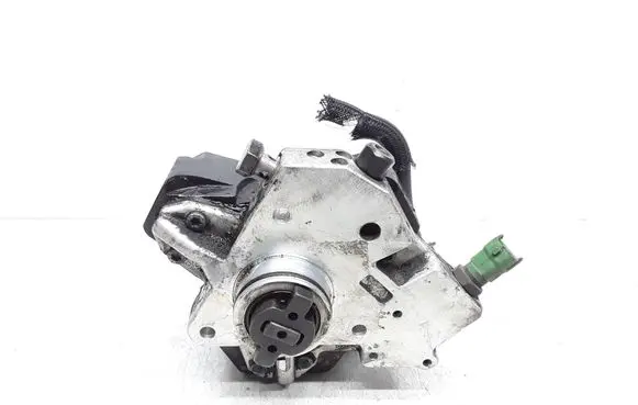 Volvo V50 Fuel injection high pressure pump 30756125 0445010111
