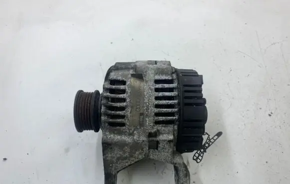 Audi A4 S4 B5 8D Generator/alternator 2541895B