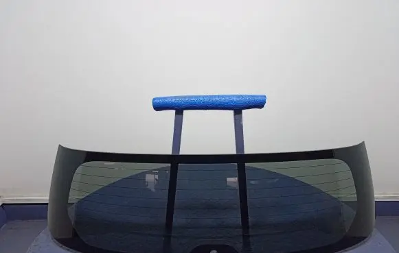 Suzuki Swift II Rear windscreen/windshield window 