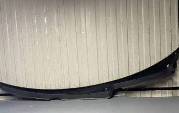Audi A6 S6 C7 4G Wiper trim 4G1819403