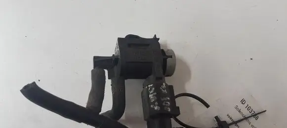 Volkswagen Golf IV Turbo solenoid valve 1J0906283C