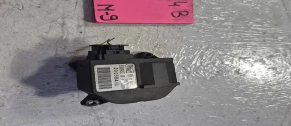 Opel Vectra C Air flap motor/actuator 030893Z
