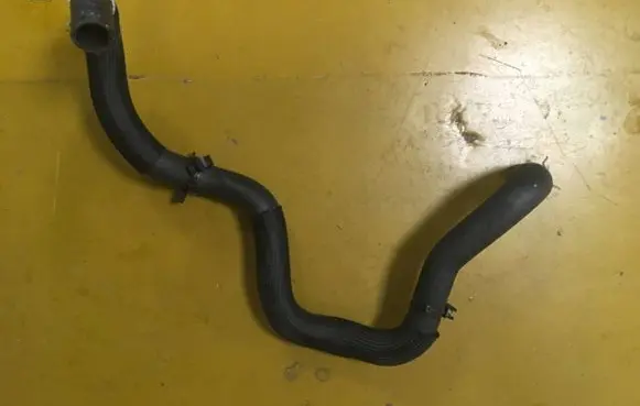 Renault Megane IV Engine coolant pipe/hose 215019786R
