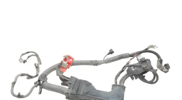 Toyota Avensis T270 Positive cable (battery) 821220F030