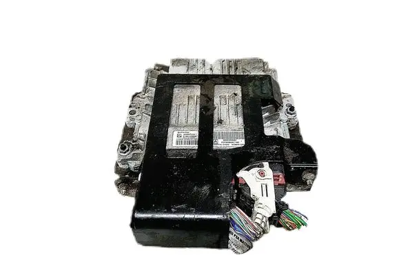 Peugeot 508 Engine control unit/module 9800268980