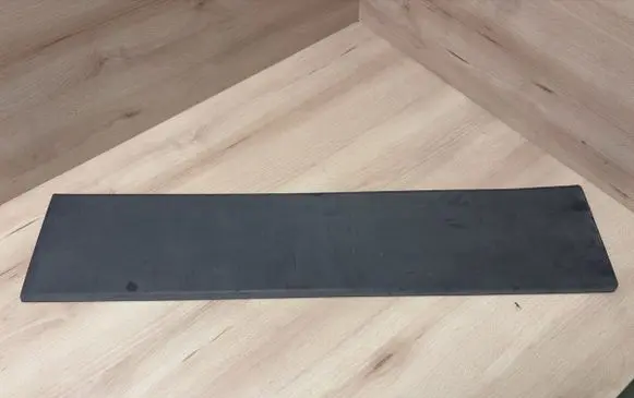 Rear door trim (molding)