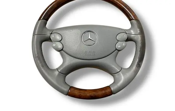 Mercedes-Benz CLK A209 C209 Steering wheel 2308600002 A2304601503